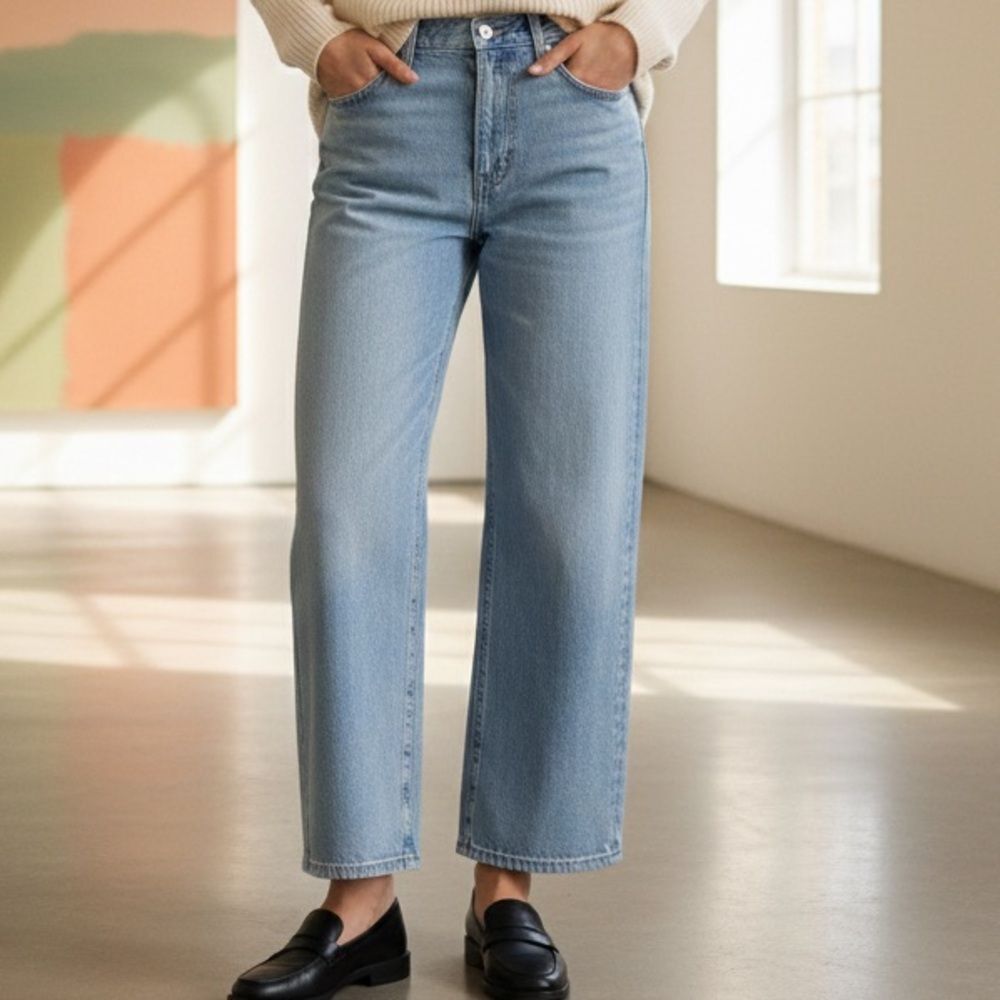 Wide Leg High Rise JW Anderson x UNIQLO Light Wash Denim Jeans Size 27